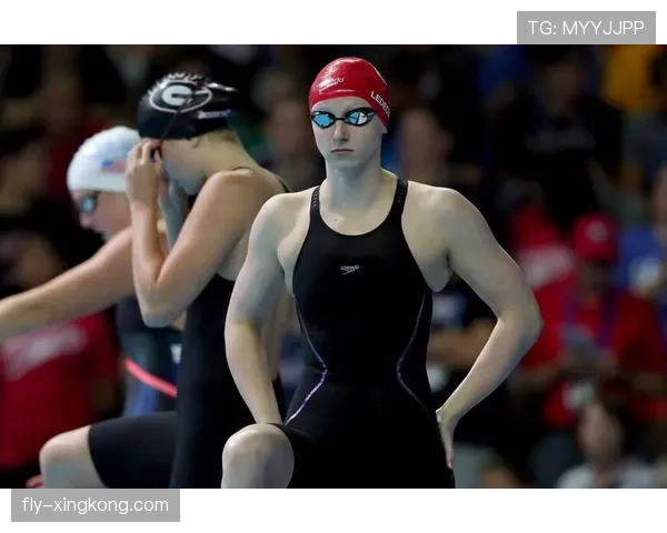 凯蒂·莱德基每天游5万米，吃饭像打卡上班